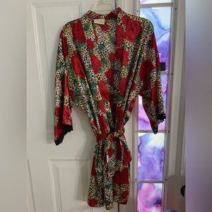 Cheetah & Floral Print Robe